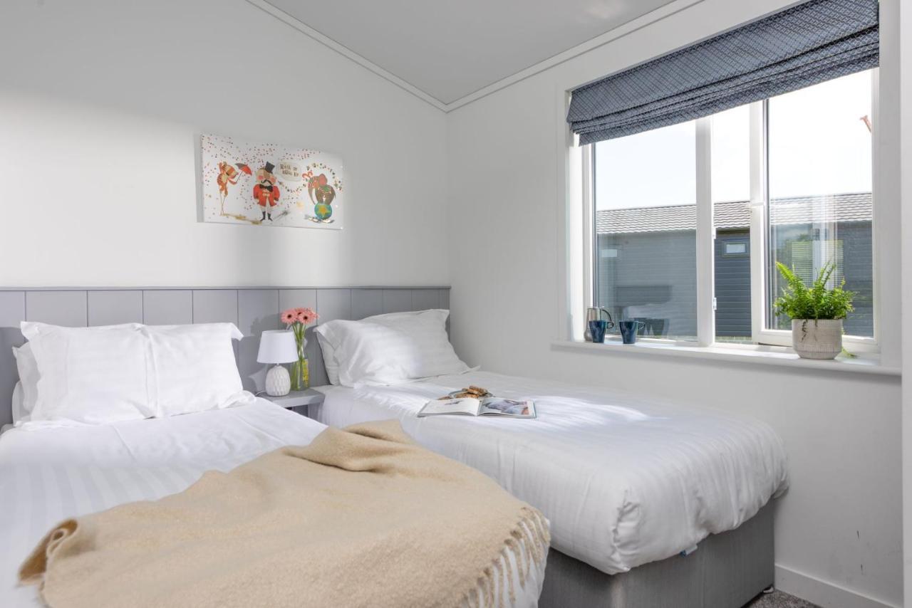 Buttercup Lodge, 33 Roadford Lake Lodges Lifton Eksteriør bilde
